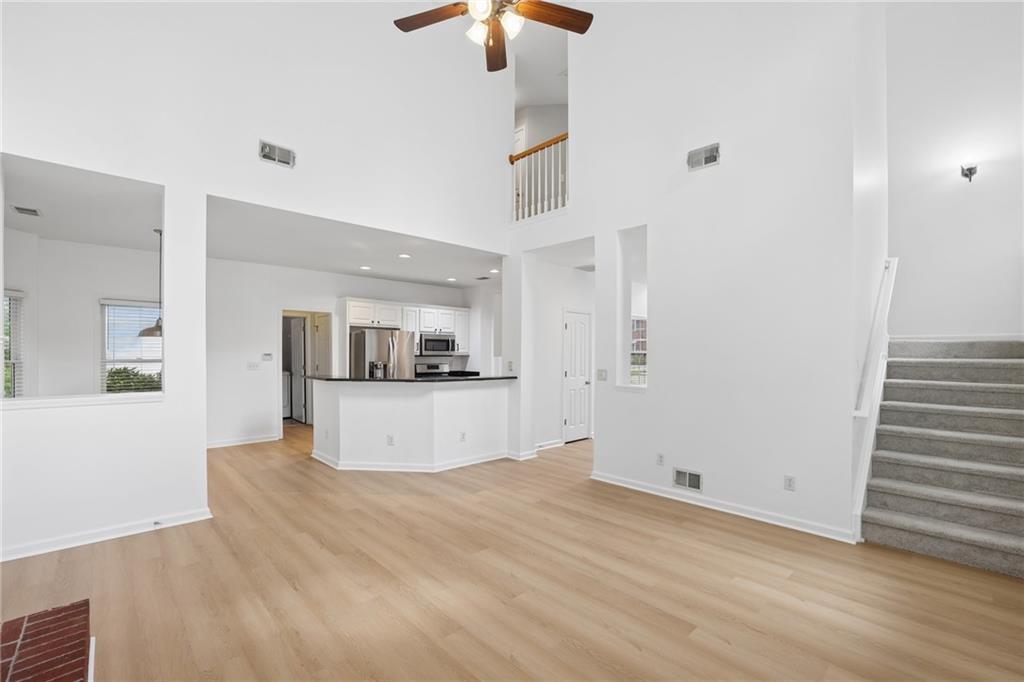 6010 Hampton Bluff Way Property Photo 5
