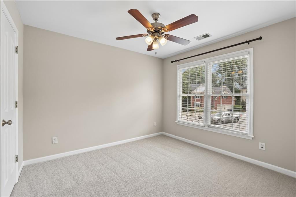6010 Hampton Bluff Way Property Photo 17