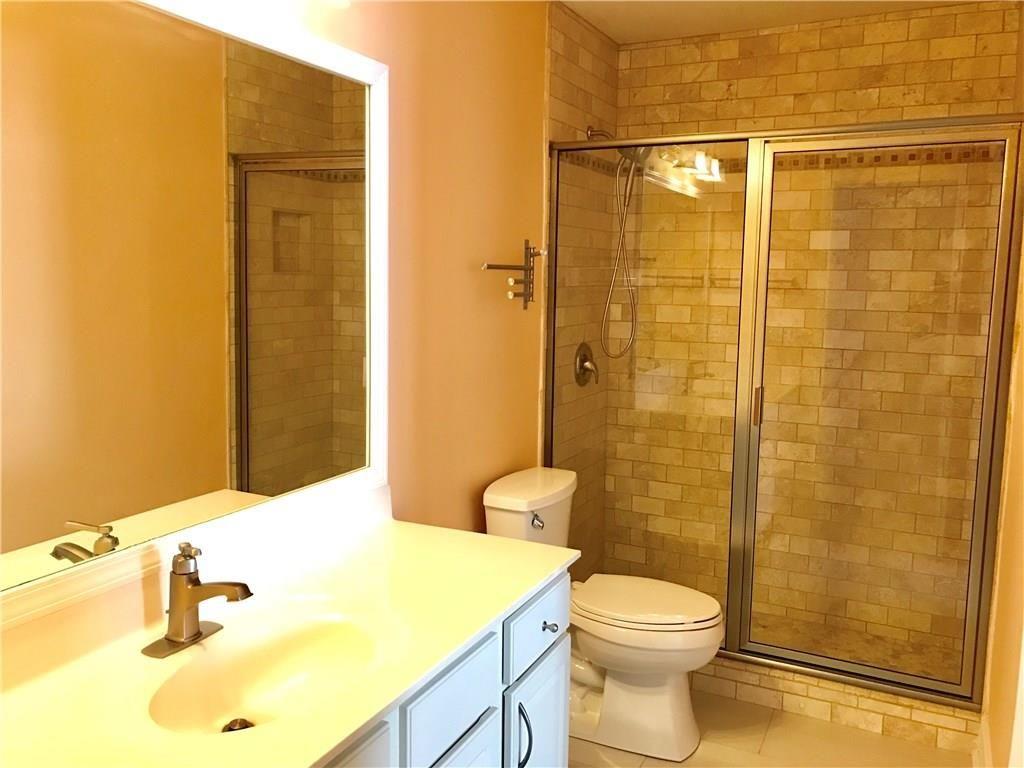 3354 Roundfield Circle Property Photo 13