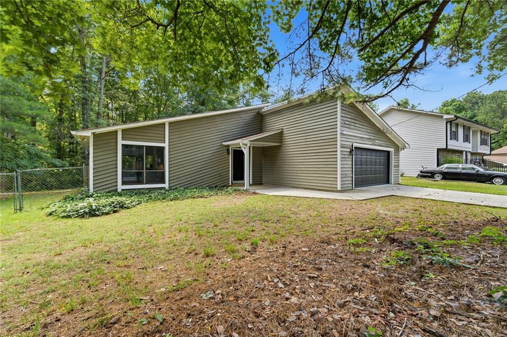 6350 Beethoven Circle Property Photo 4