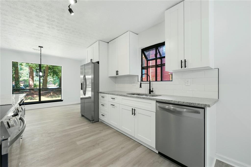 6350 Beethoven Circle Property Photo 12
