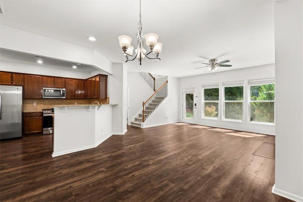 13459 Gardiner Lane Property Photo 11