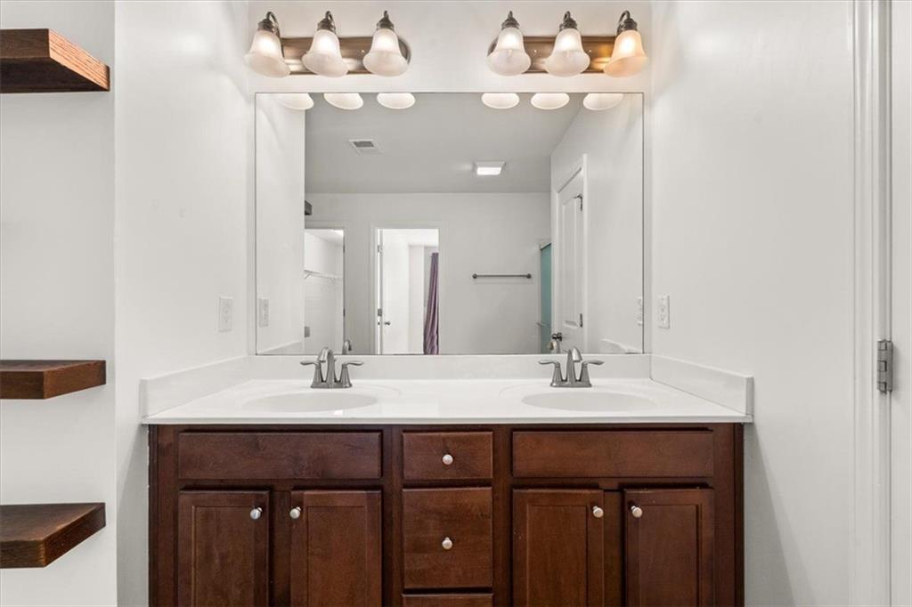 13459 Gardiner Lane Property Photo 25