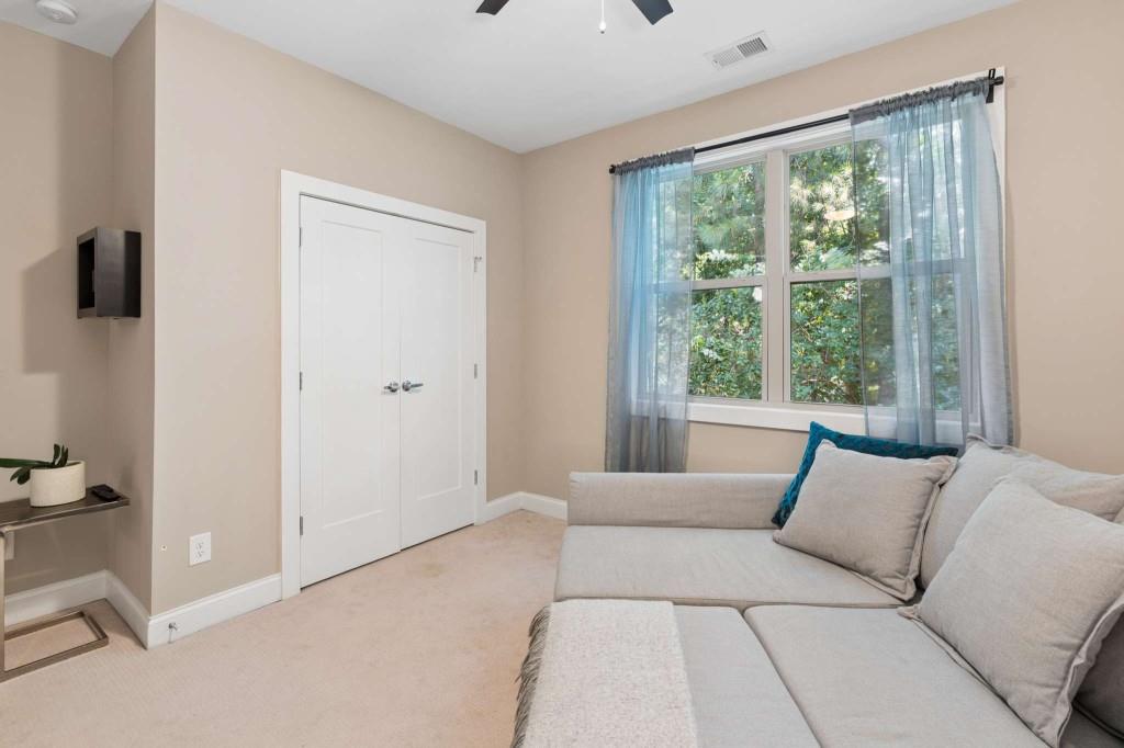 2814 Silver Hill Terrace Se Property Photo 42