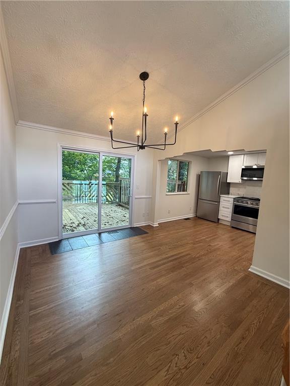 4366 Hopkins Lake Drive Property Photo 9