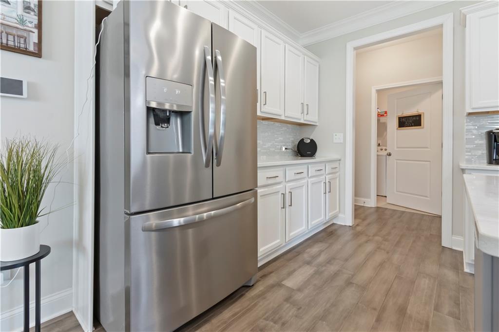 799 Feathermore Place Property Photo 10