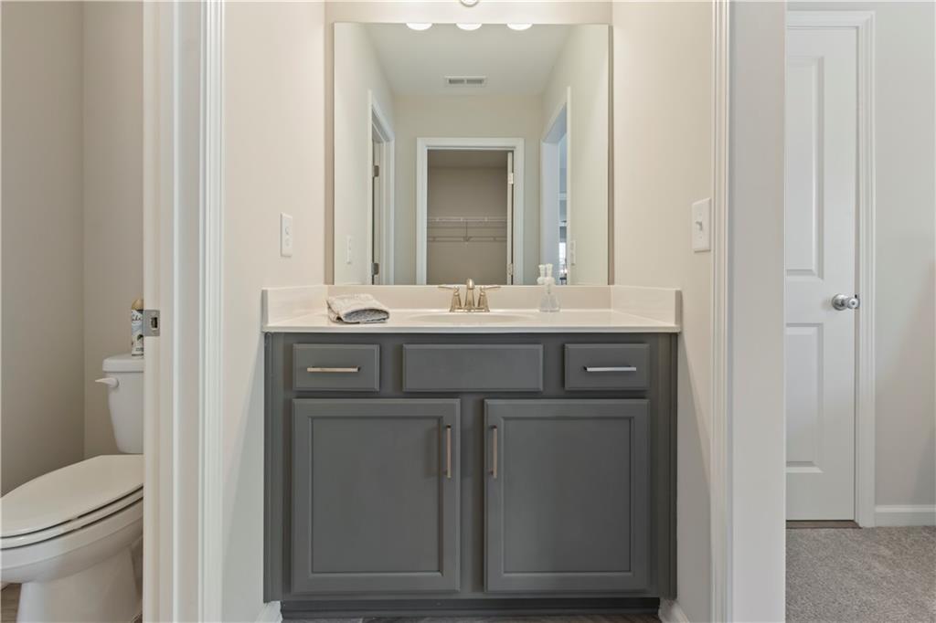 799 Feathermore Place Property Photo 24