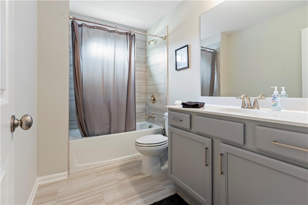 799 Feathermore Place Property Photo 29