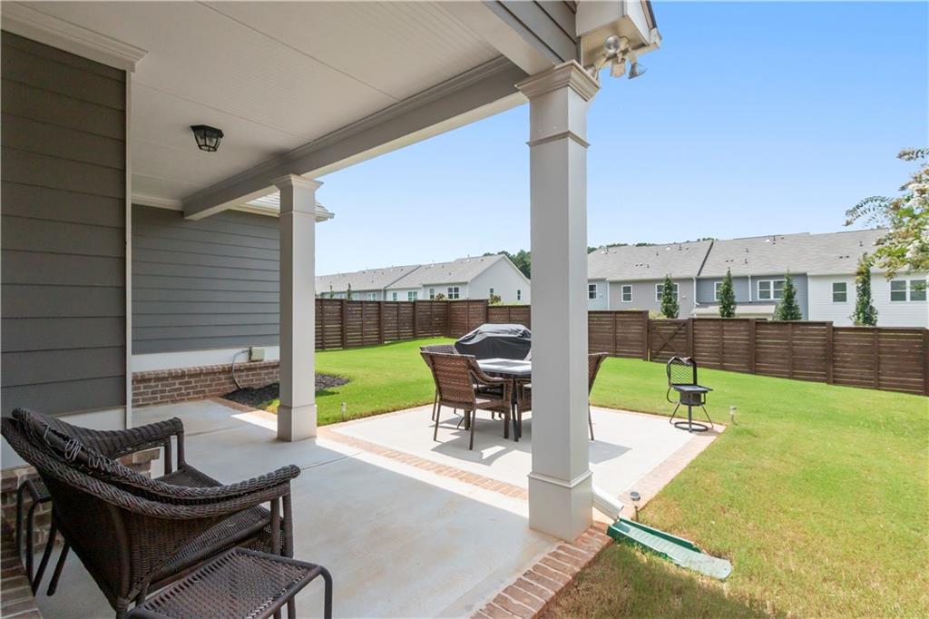 799 Feathermore Place Property Photo 32