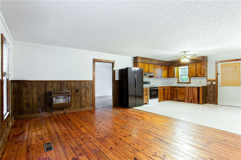 5105 Wisdom Road Property Photo 5