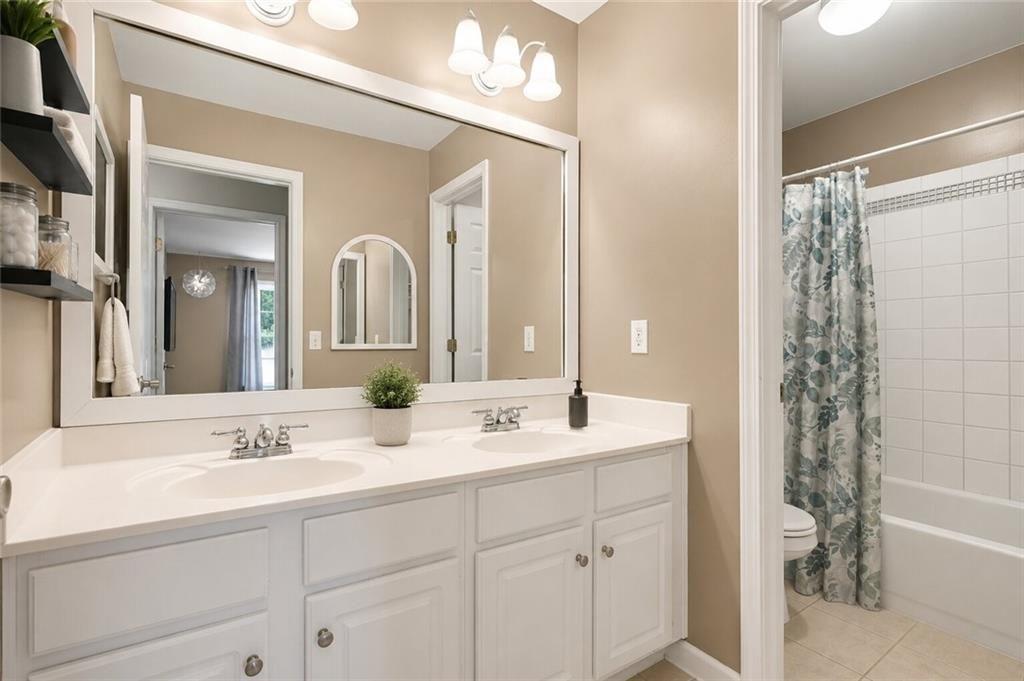 860 Valley Drive Property Photo 29