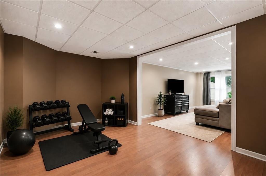 860 Valley Drive Property Photo 35