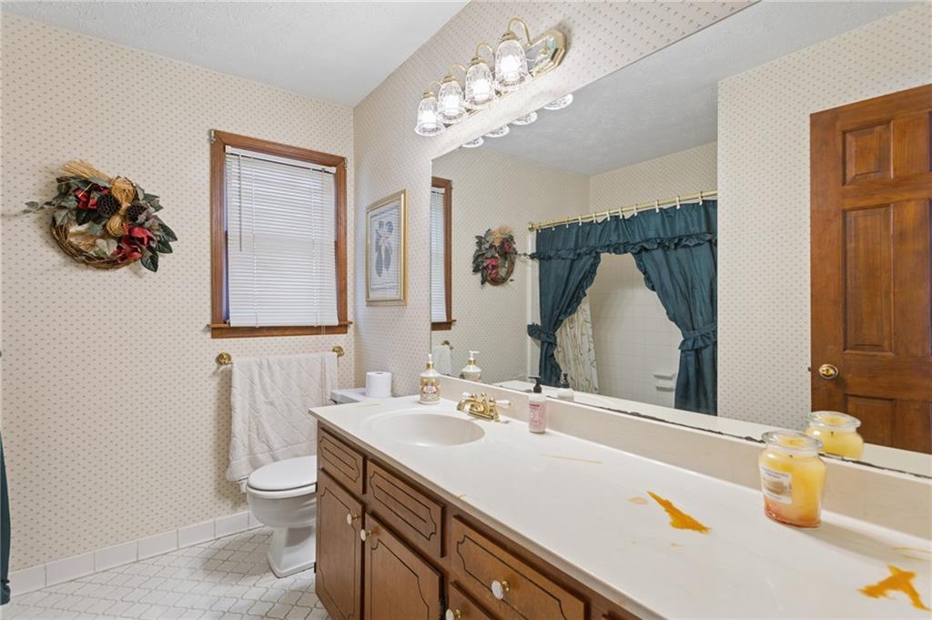 6876 Kingsboro Drive Property Photo 23
