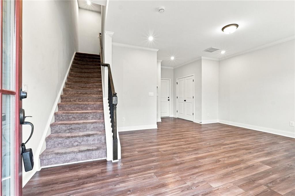331 Maltibie Drive Property Photo 3