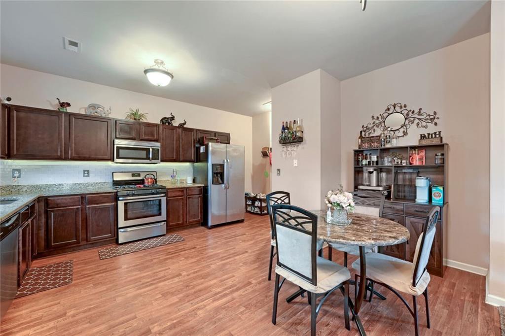 5830 Rex Ridge Parkway Property Photo 9
