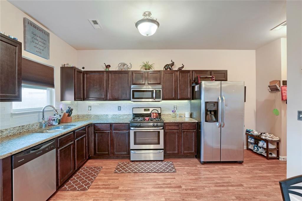 5830 Rex Ridge Parkway Property Photo 12