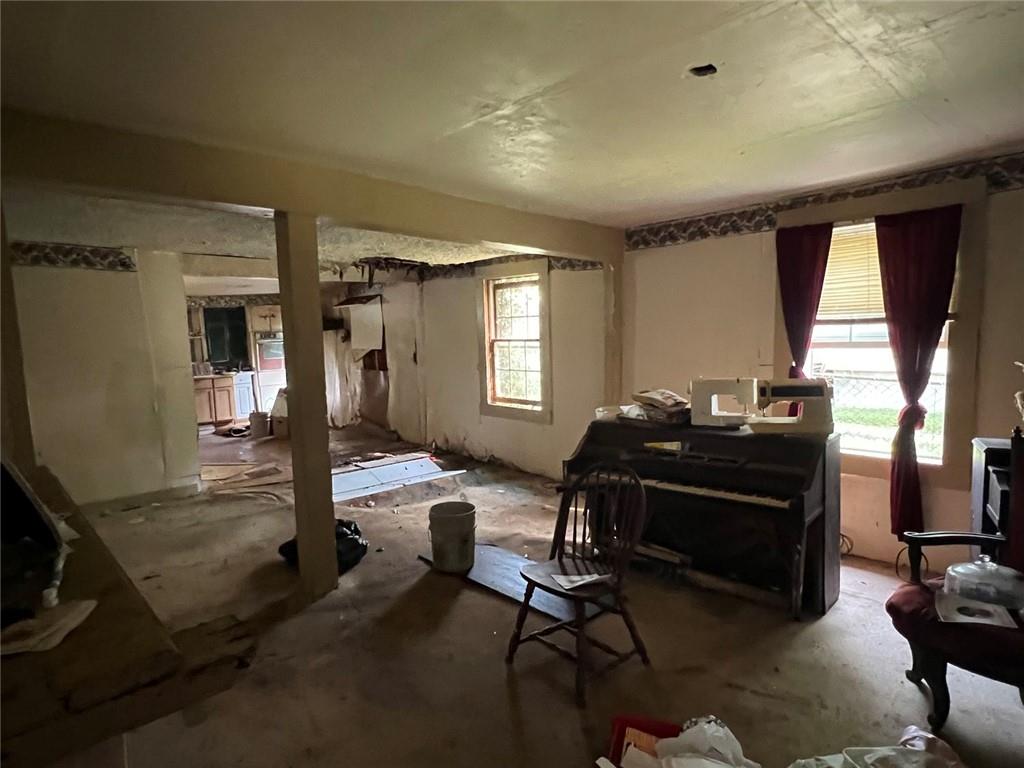 729 High Street Se Property Photo 6