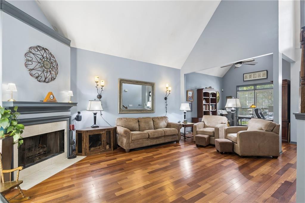 3410 Rose Arbor Court Property Photo 8