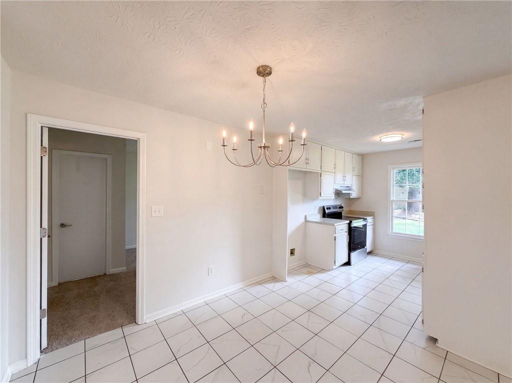 6120 Dorchester Drive Property Photo 10
