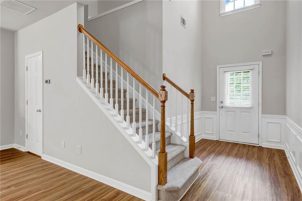 2027 Polesdean Trace Property Photo 4
