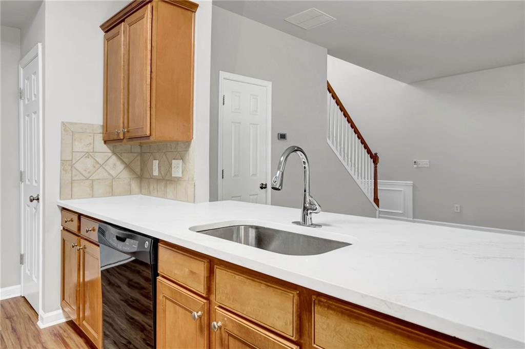 2027 Polesdean Trace Property Photo 9