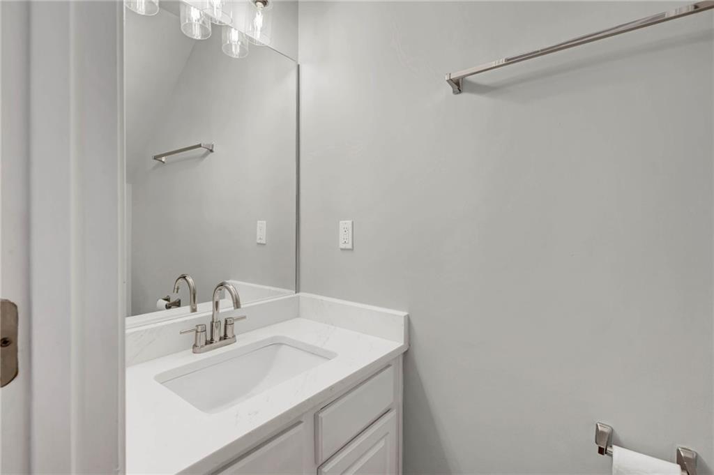 2027 Polesdean Trace Property Photo 13