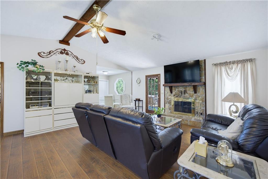 4754 Seaboard Court Property Photo 4
