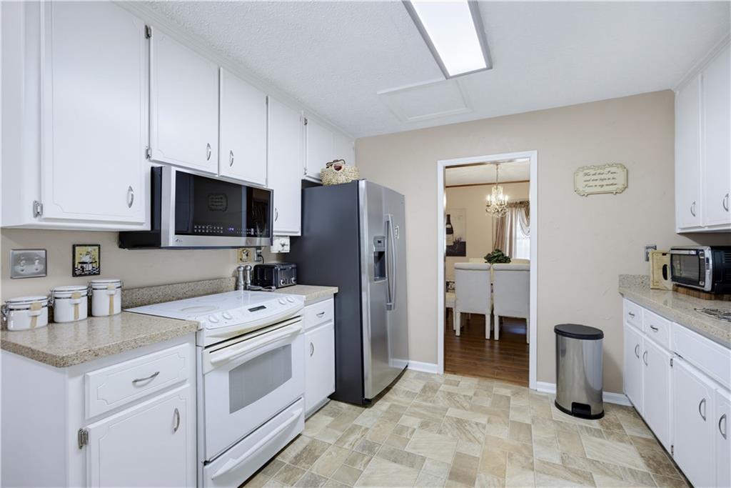 4754 Seaboard Court Property Photo 9