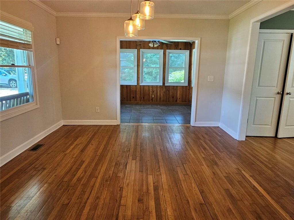 3293 Covington Highway Property Photo 6