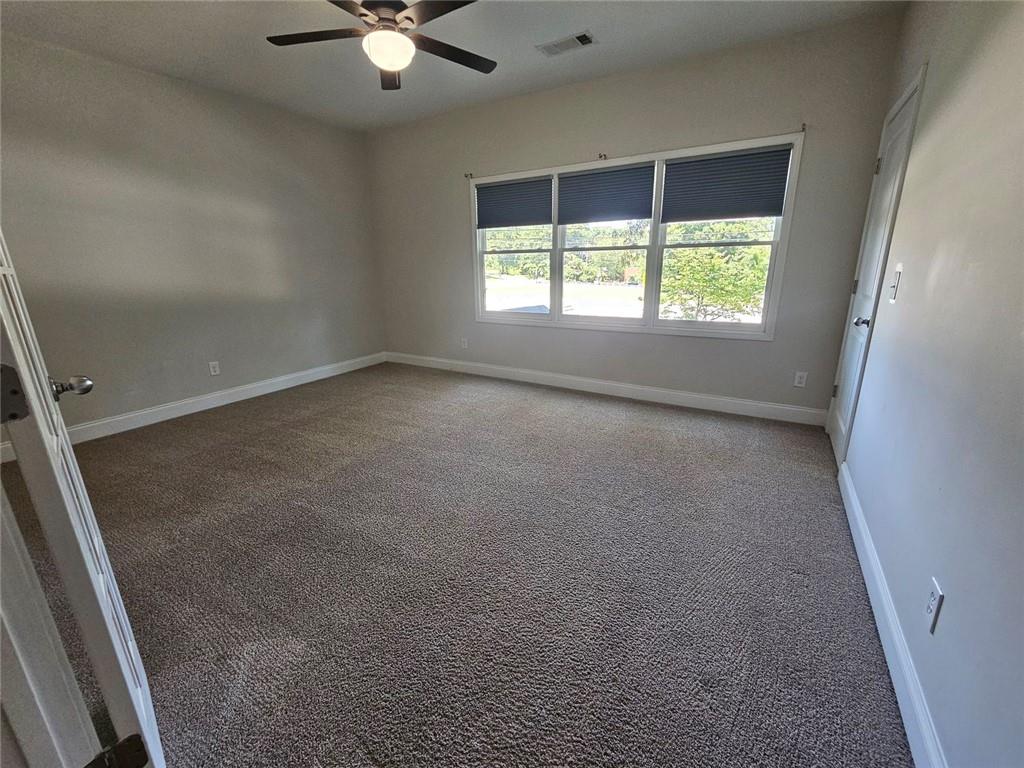3293 Covington Highway Property Photo 26