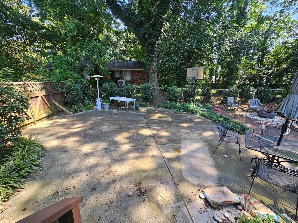 3293 Covington Highway Property Photo 32
