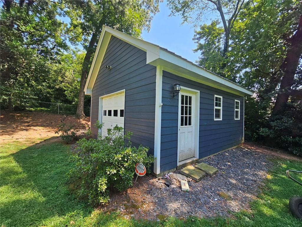 3293 Covington Highway Property Photo 40