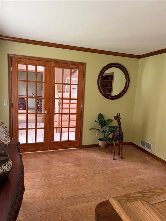 393 New Hope Road Property Photo 14