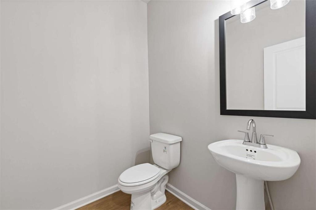 389 Summerville Lane Unit 7 Property Photo 15