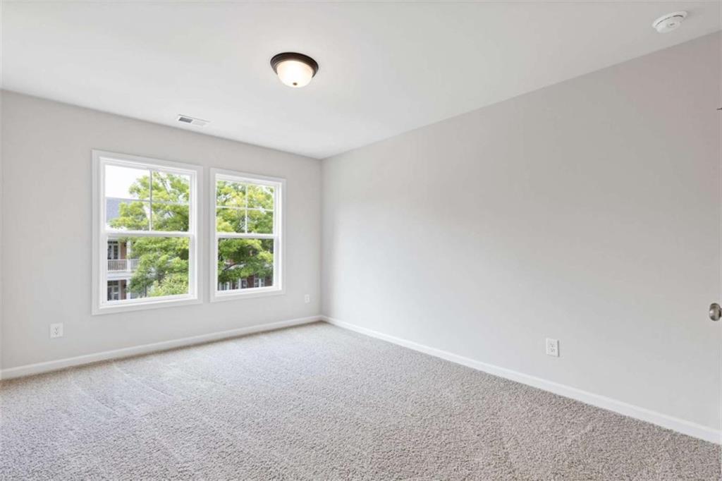 389 Summerville Lane Unit 7 Property Photo 25