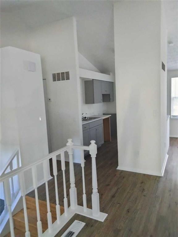 2053 Raintree Place Property Photo 3