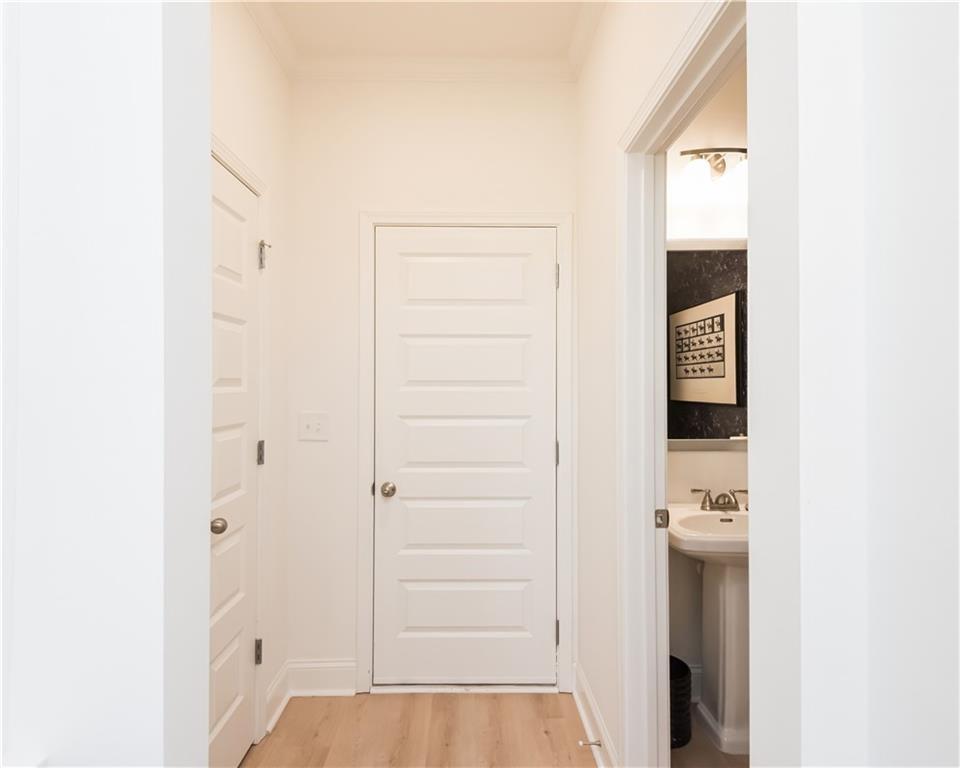 5593 Keswick Drive Property Photo 19