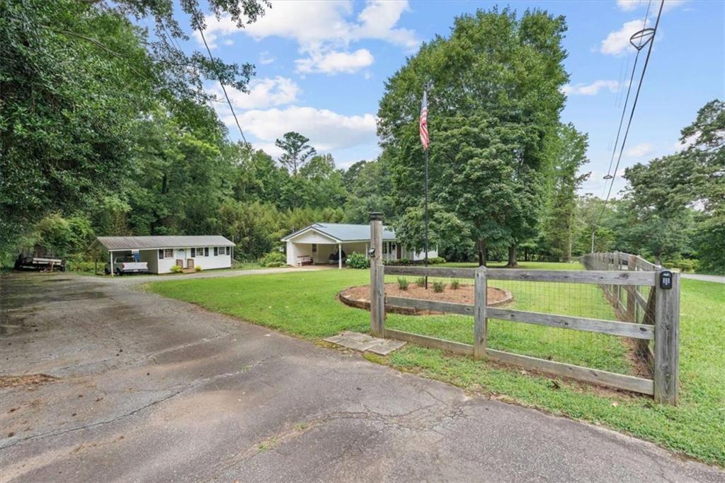 44 Davenport Mill Road Property Photo 4