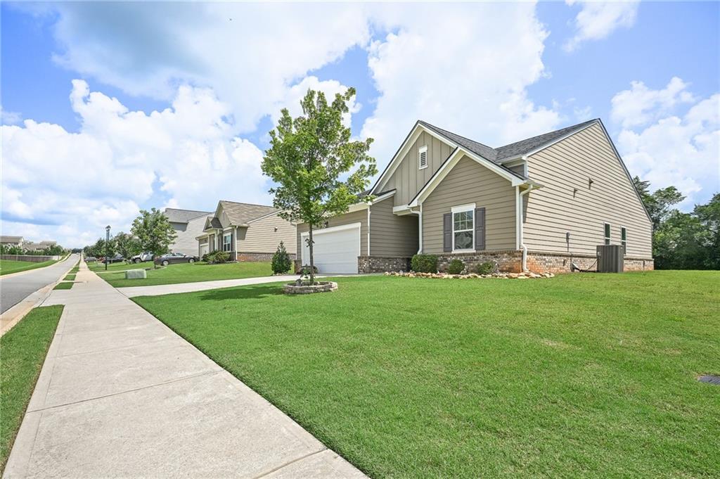 155 Siena Drive Nw Property Photo 3