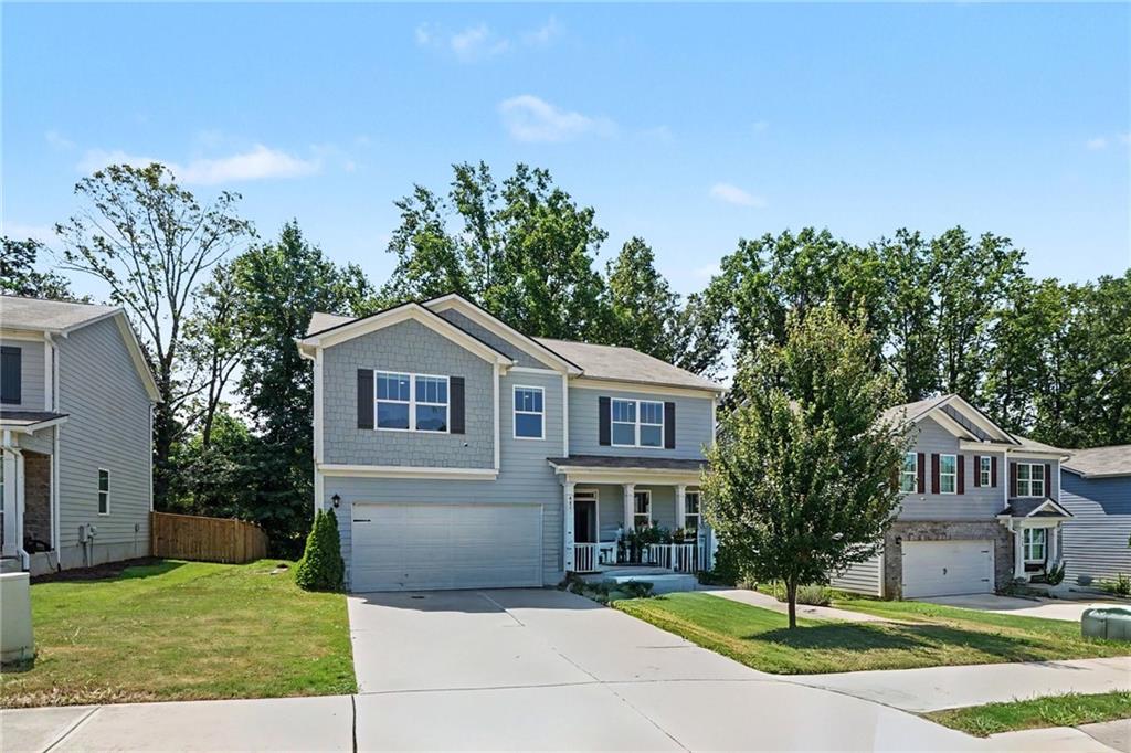 477 Starbuck Parkway Property Photo 3