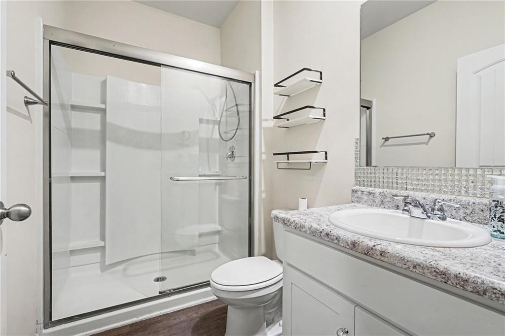477 Starbuck Parkway Property Photo 12