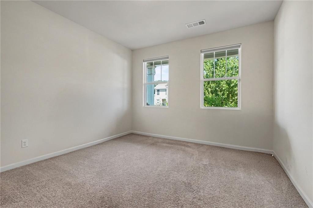 477 Starbuck Parkway Property Photo 13