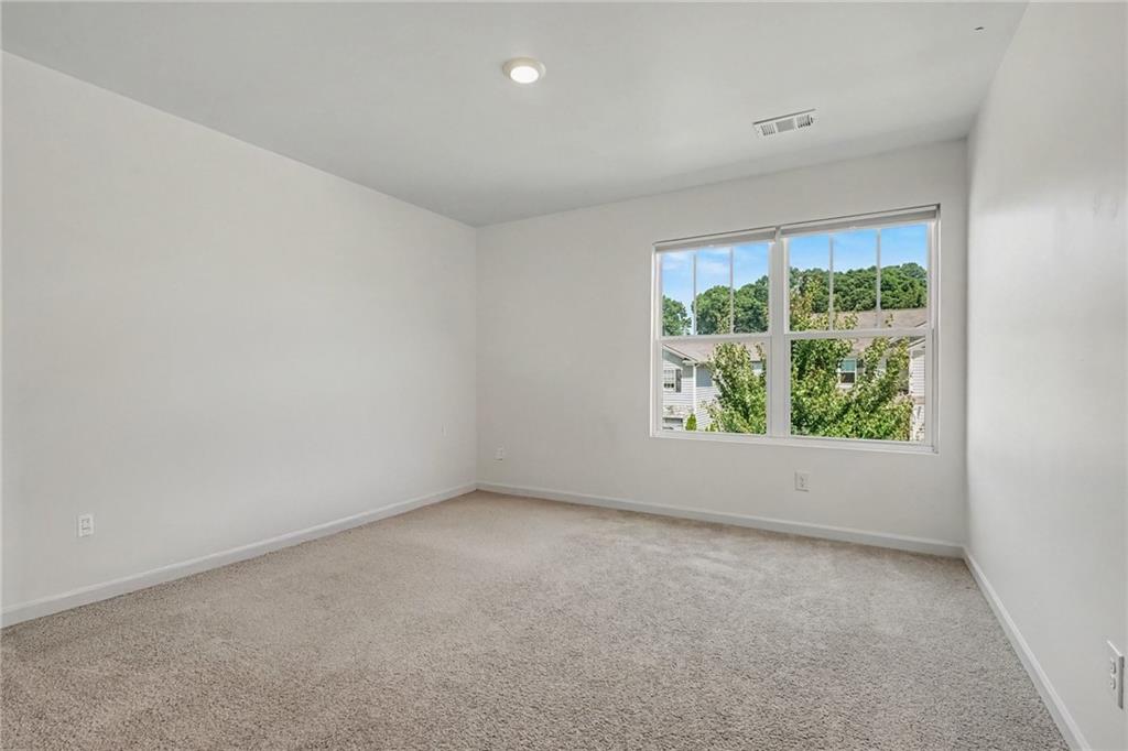 477 Starbuck Parkway Property Photo 18