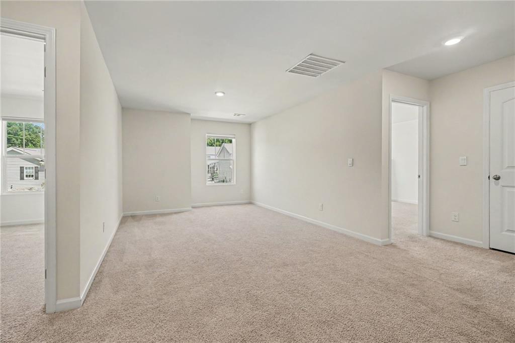 477 Starbuck Parkway Property Photo 22