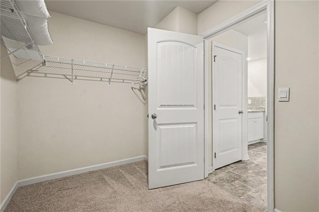 477 Starbuck Parkway Property Photo 35