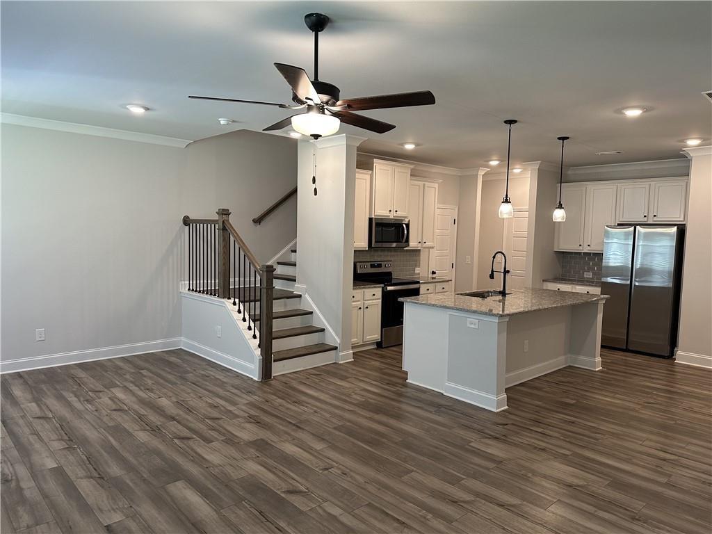 4553 Cypress Park Drive Property Photo 3