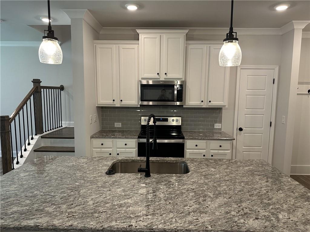 4553 Cypress Park Drive Property Photo 4