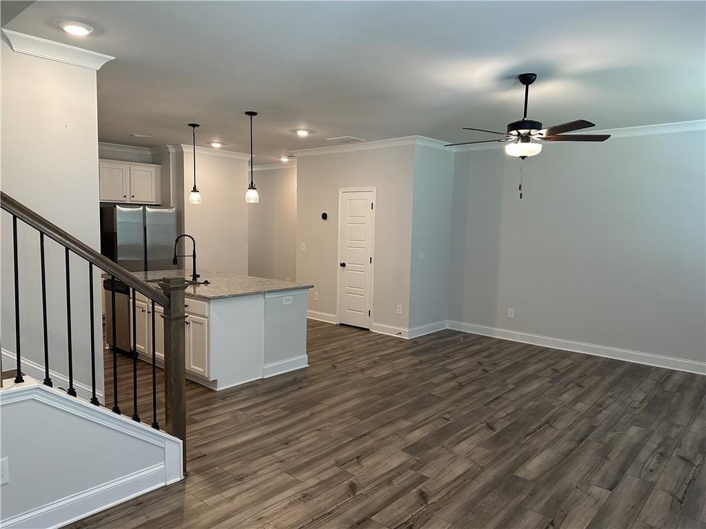4553 Cypress Park Drive Property Photo 6