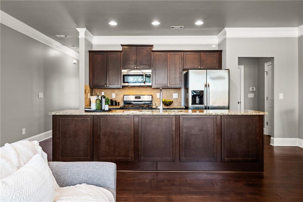 2854 Jordan Oaks Lane Unit 8 Property Photo 14