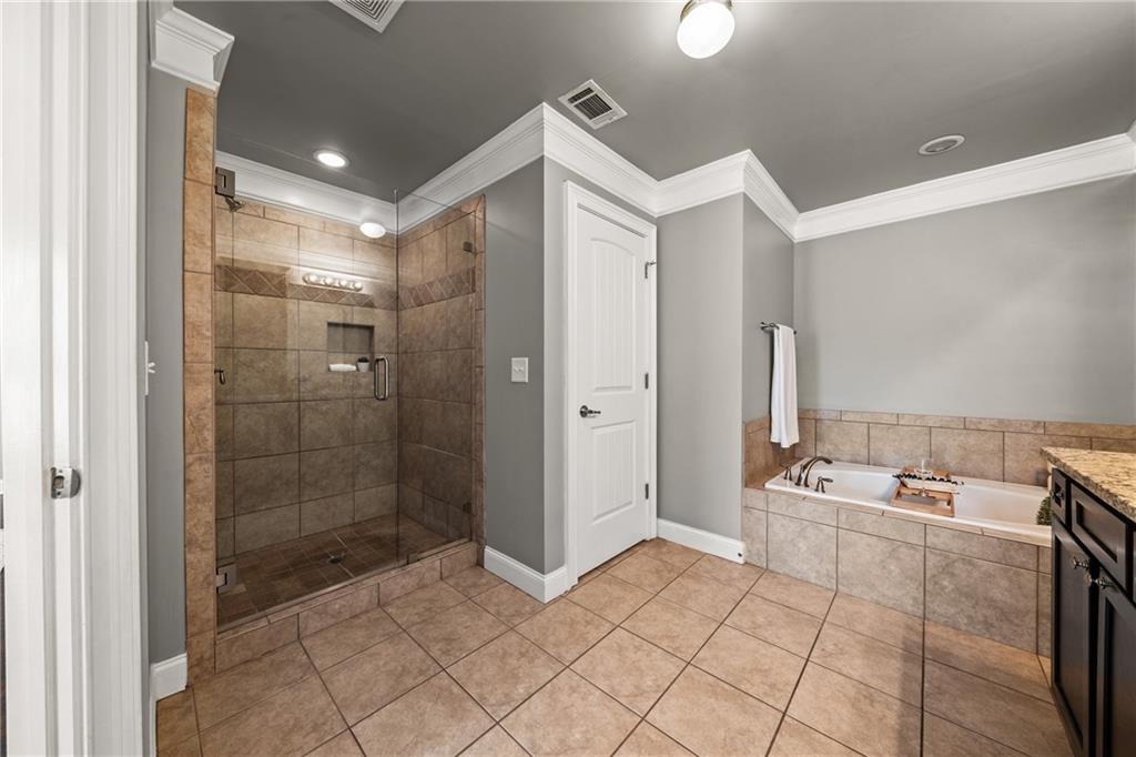 2854 Jordan Oaks Lane Unit 8 Property Photo 35